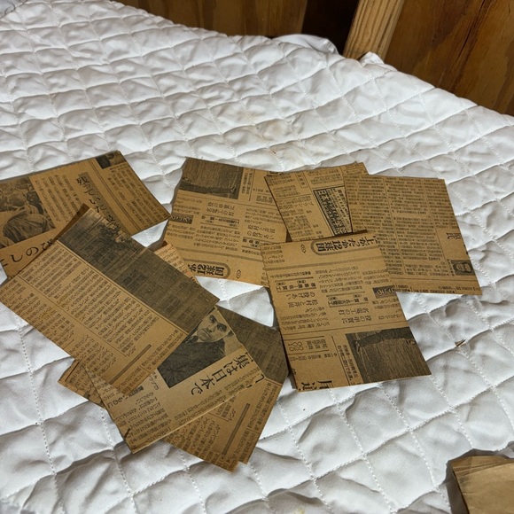 Vintage fragments of  Japanese Newspaper Print - Picture 5 of 8
